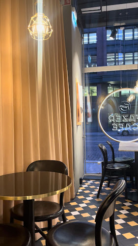 Opinii despre Fazer Café Kaisaniemi în Helsinki - Ravintola-ala