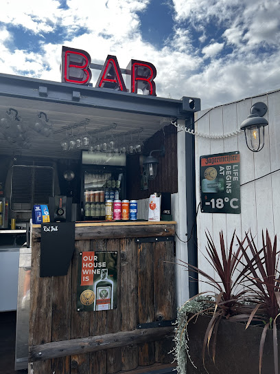 Satama Cafe & Bistro