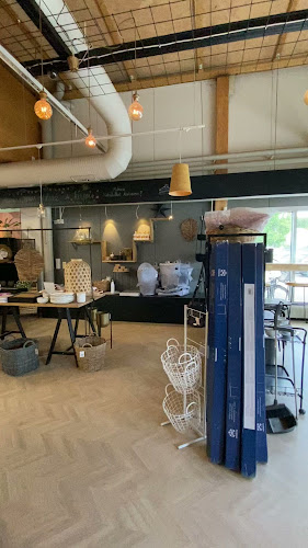 Opinii despre Kahvila Makea în Järvenpää - Ravintola-ala