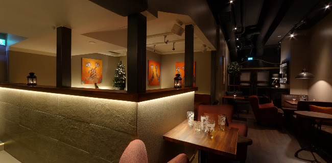 Pub Simon Phone number