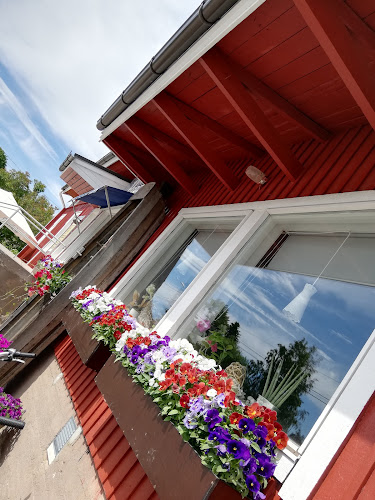 Ravinto- Ja matkailupalvelu Pyhämaan Pirtti Ky - Ravintola-ala