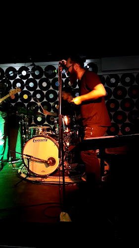 Comentarii opinii despre Rock'n Roll Diner