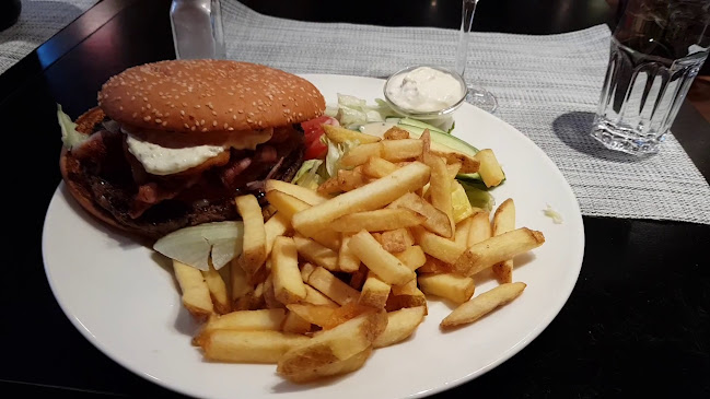 Opinii despre MorriSon's în Helsinki - Ravintola-ala