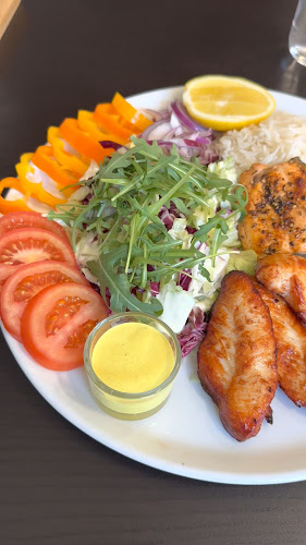 Sturen express pizzeria - Ravintola-ala