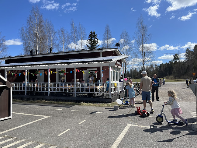 Comentarii opinii despre Kesäkahvila Kerkkoon Pumppaamo