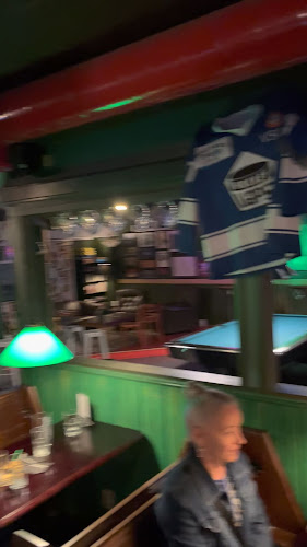 Walter's Pub Open Times