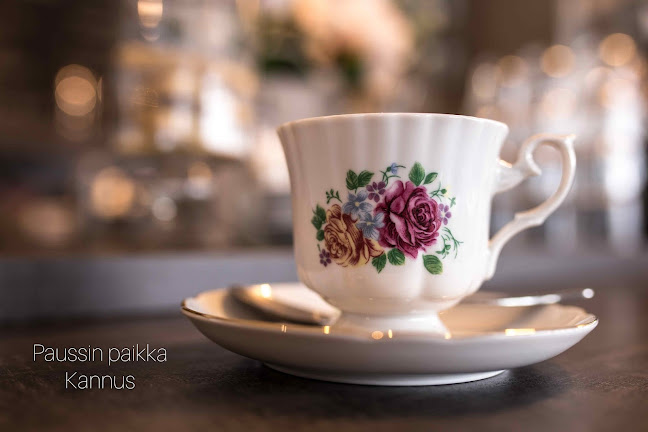 Paussin Paikka - Ravintola-ala