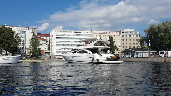 Comentarii opinii despre Savonlinnan kauppatori