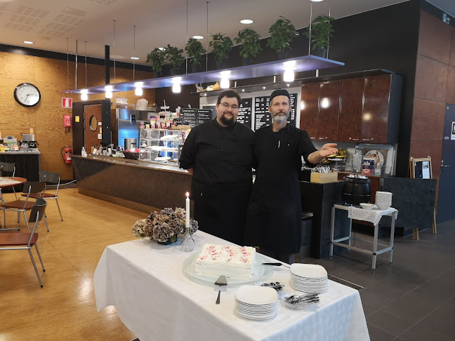 Comentarii opinii despre Cafe Dominic