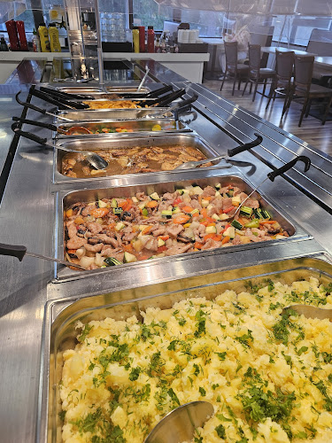 TL Café kahvila & lounasbuffet - Ravintola-ala