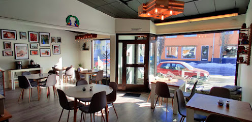 The Urban Bites | Burgers & Wraps