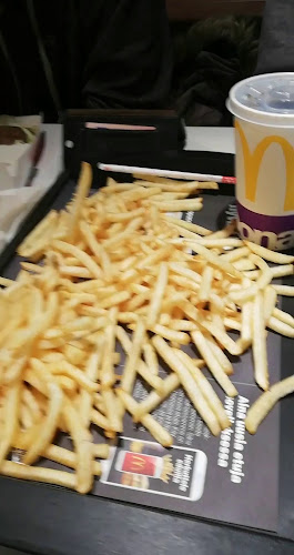 Opinii despre McDonald's Espoo Suomenoja în Espoo - Ravintola-ala