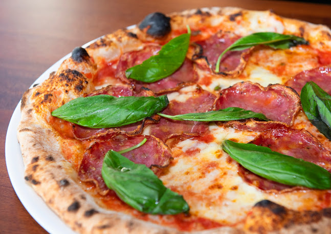 Opinii despre Guido´s Pizza Stockmann în Helsinki - Ravintola-ala