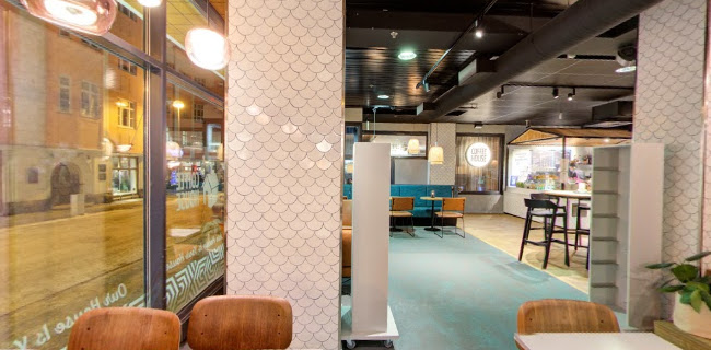 Kauppakeskus Valkea, Isokatu 24 1. kerros, 90100 Oulu