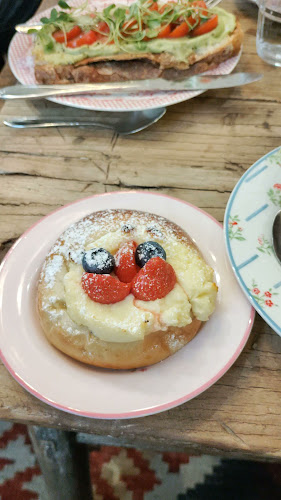 Opinii despre Pulsan Asema în Pulsa - Ravintola-ala