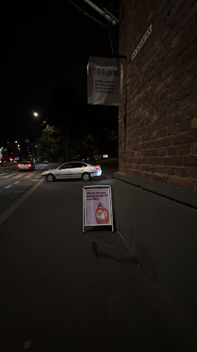 Comentarii opinii despre Bob's Laundry