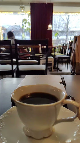 Aveny Café Open Times