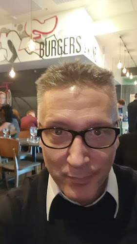 Opinii despre Burgers & Wine în Helsinki - Ravintola-ala