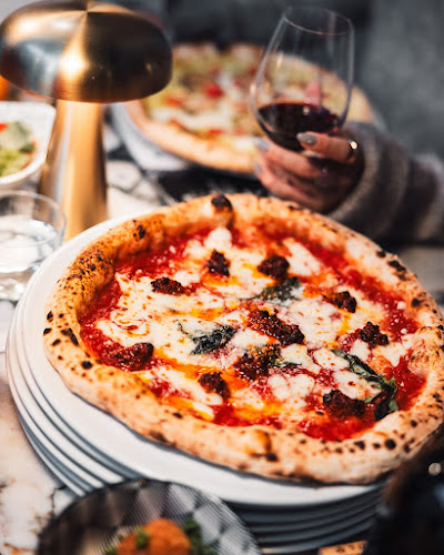 Pizzeria Via Tribunali Jätkäsaari