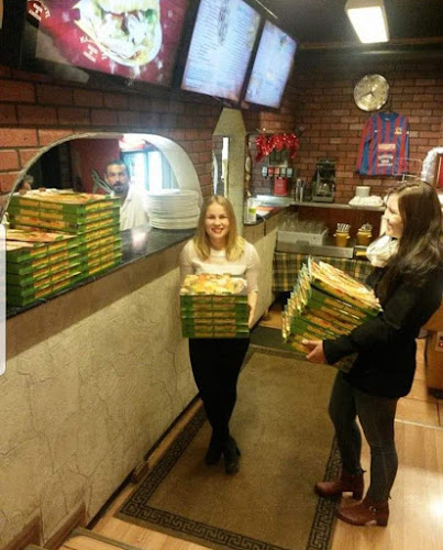 Comentarii opinii despre Jyväskylän kebab ja pizzeria