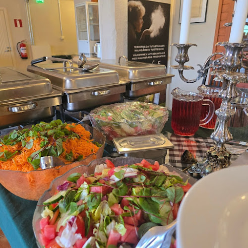 Lounas & Juhlapalvelu Holmari - Ravintola-ala