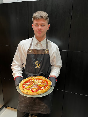 Kauppakeskus Rinteenkulma 2.kerros / Shopping center Rinteenkulma 2nd floor, Koskikatu 25, 96200 Rovaniemi