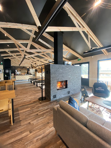 Ruka Trek | Gasthaus & Hard Trek Café - Ravintola-ala