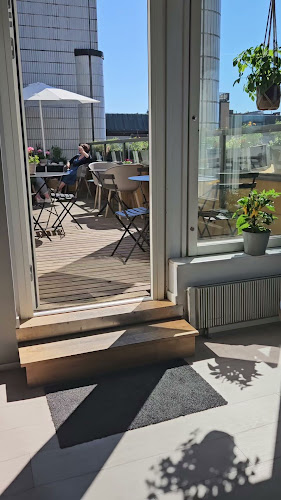 Ani's Café Open Times