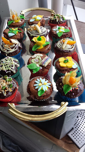 Comentarii opinii despre Sokeri- ja kakkuleipomo Pro, EI myymälää.