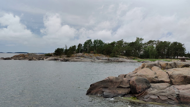 Opinii despre Kahvila Neljän tuulen tupa în Hanko - Ravintola-ala