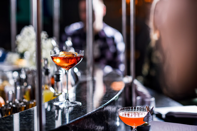 Comentarii opinii despre American Bar