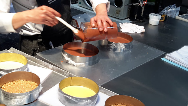 Sokeri- ja kakkuleipomo Pro, EI myymälää. - Espoo