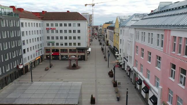 Opinii despre McDonald's Oulu Rotuaari în Oulu - Ravintola-ala