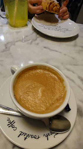 Robert's Coffee Jyväskylä Open Times