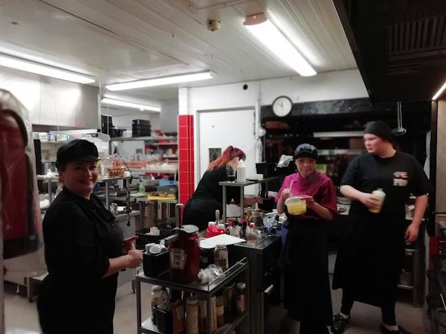 Bistro & Pub Hilpeä Hirvi - Jämsä