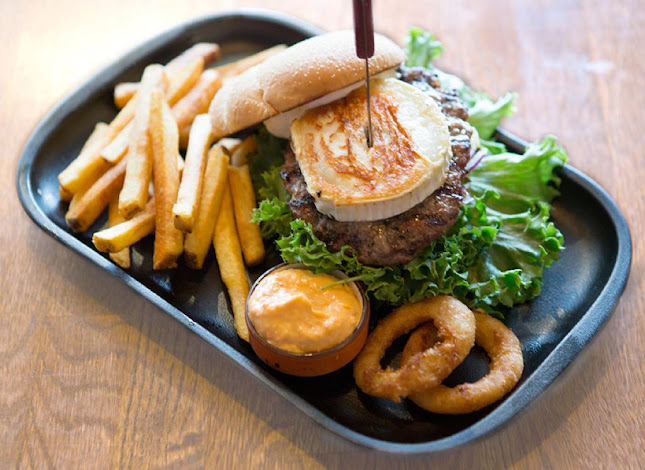 Ravintola Ararat Pizzeria - Ravintola-ala