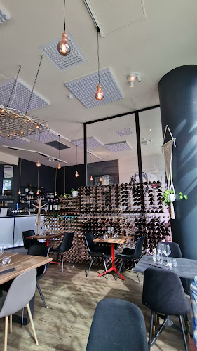 Opinii despre Burgers & Wine în Helsinki - Ravintola-ala