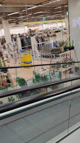 Reviews of Bella Itsepalvelukirpputori in Helsinki - Ravintola-ala