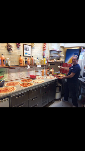 Hallilan Pizzeria - Ravintola-ala