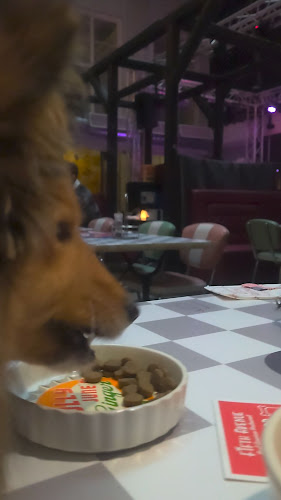 Opinii despre Fifth Avenue în Hämeenlinna - Ravintola-ala