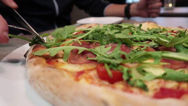 Opinii despre Heinosen Leipomo - Kahvila - myymälä Ylämylly în Liperi - Ravintola-ala