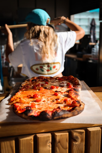 Lola Terrace - Ravintola-ala