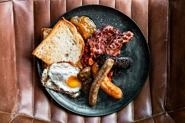 Pub Old Mates - Ravintola-ala