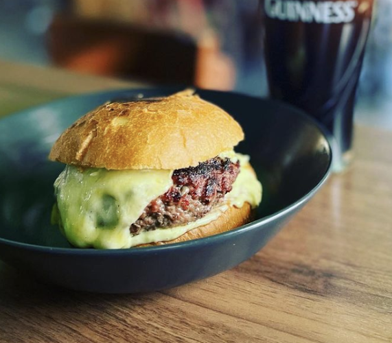 Old Town Public House - Ravintola-ala