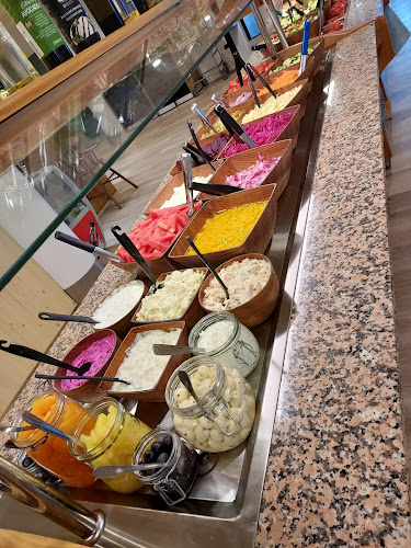 Comentarii opinii despre Emberin Ruoka Oy