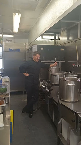 Opinii despre Jungman Restaurant Café Bar în Kristiinankaupunki - Ravintola-ala