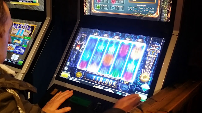 Tikkuraitti 17, 01300 Vantaa