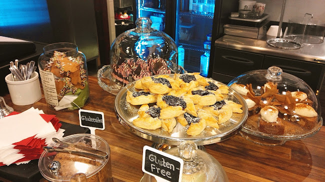 Comentarii opinii despre Cafe Dominic