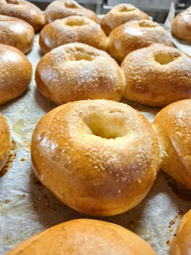 Leipomo-Kahvila Pulla Pulju Oy - Viinijärvi