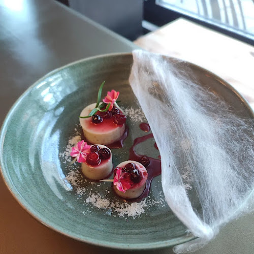 Comentarii opinii despre Street 15